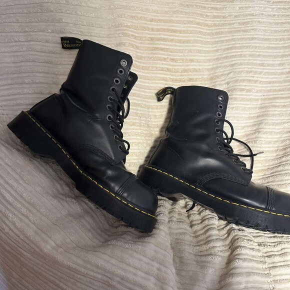 Dr. Martens Steel Toe Boots - Men's 10-Eye AirWair - Picture 2 of 8